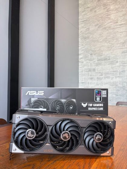 ขายการด์จอ มหาเทพ ASUS TUF GAMING RADEON RX 9070 XT OC EDITION 16GB GDDR6 ตัวท็อปสุด ของห่วงโซ่อาหาร  สภาพสวยมากๆ  น้องๆ มือ 1 รูปที่ 3