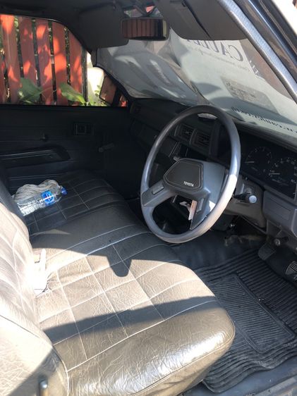 Toyota Hilux Hero 1989 รุ่นย่อยอื่นๆ Pickup ดีเซล ไม่ติดแก๊ส เกียร์ธรรมดา เทา รูปที่ 3