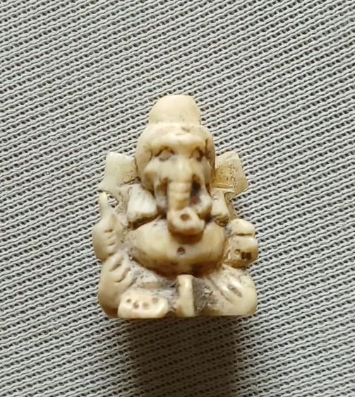 พระพิฆเนศแกะเก่า