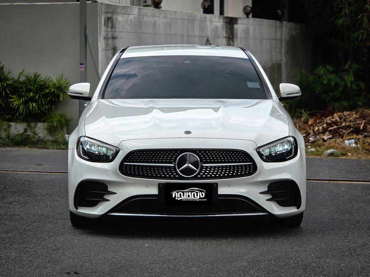 Mercedes-Benz E-Class 2023 E220 Sedan ดีเซล ไม่ติดแก๊ส เกียร์อัตโนมัติ ขาว รูปที่ 3