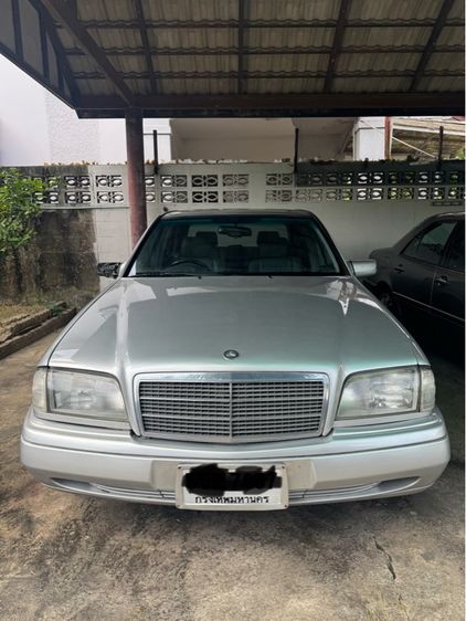 รถ Mercedes-Benz C-Class C220 สี บรอนซ์เงิน