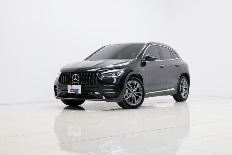 รถ Mercedes-Benz GLA-Class GLA35 สี ดำ