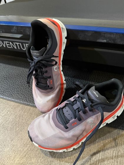 รองเท้า cloud รูปที่ 4