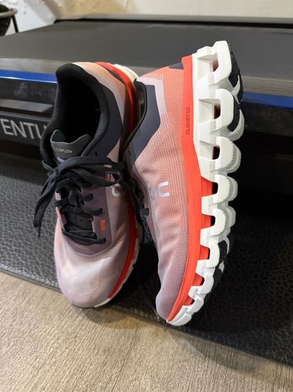 รองเท้า cloud รูปที่ 2