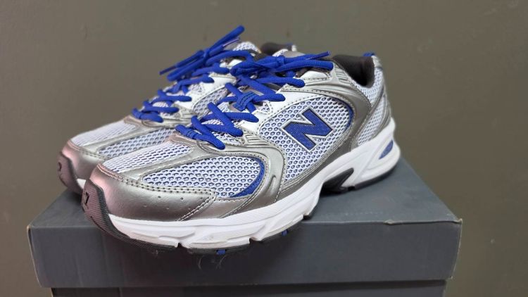 รองเท้าผ้าใบ ขาว รองเท้า NEW BALANCE 530 EU 42.5 สภาพเหมือนใหม่ 99.99 