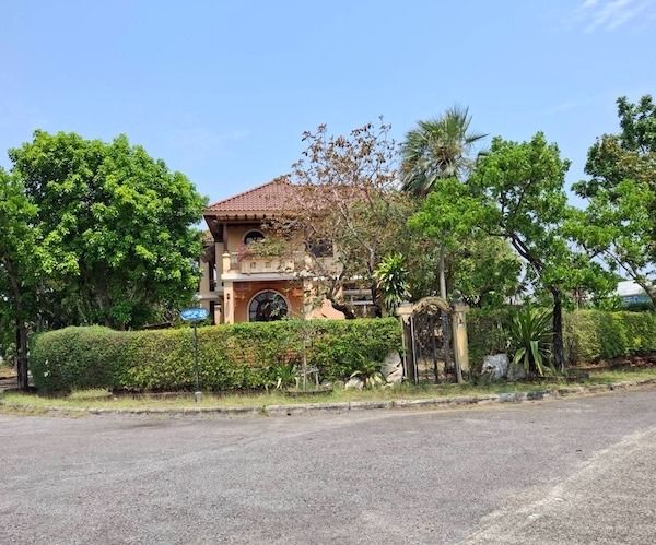 อื่นๆ ตกแต่งครบ ขายบ้านเดี่ยว บางนา-ตราด กม.18 บ้านที่ออกแบบมาเพื่อการอยู่อาศัยจริง สไตล์ยุโรปคลาสสิก โทนเมดิเตอร์เรเนียน
