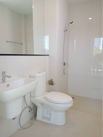 ใช่ ขายตึก ทำเลดี เจ้าของขายเอง รูปที่ 4