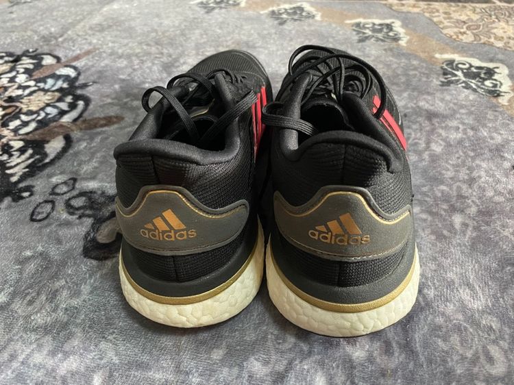 รองเท้าผ้าใบ รูปที่ 3