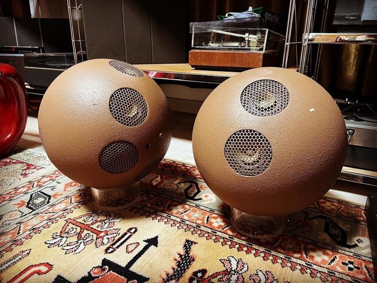 ลำโพง ยี้ห้อ BRAUN 