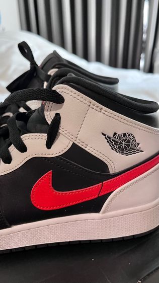 Nike Air Jordan 1 Mid Chile Red มือสอง รูปที่ 2