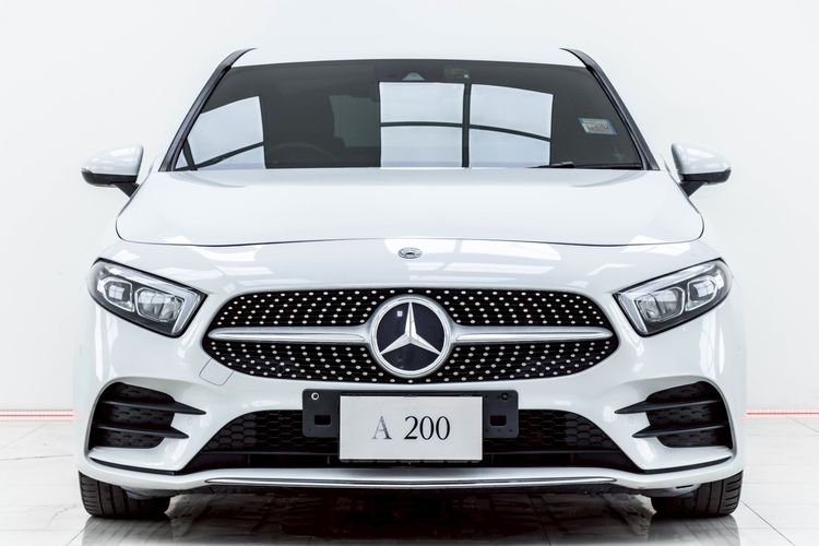 Mercedes-Benz A-Class 2020 A200 Sedan เบนซิน ไม่ติดแก๊ส เกียร์อัตโนมัติ ขาว รูปที่ 4