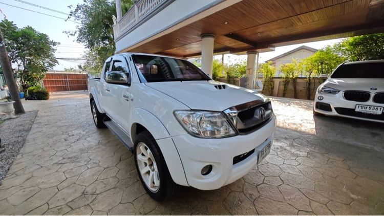 Toyota Hilux Vigo 2010 2.5 Prerunner E Pickup ดีเซล ไม่ติดแก๊ส เกียร์ธรรมดา ขาว รูปที่ 2