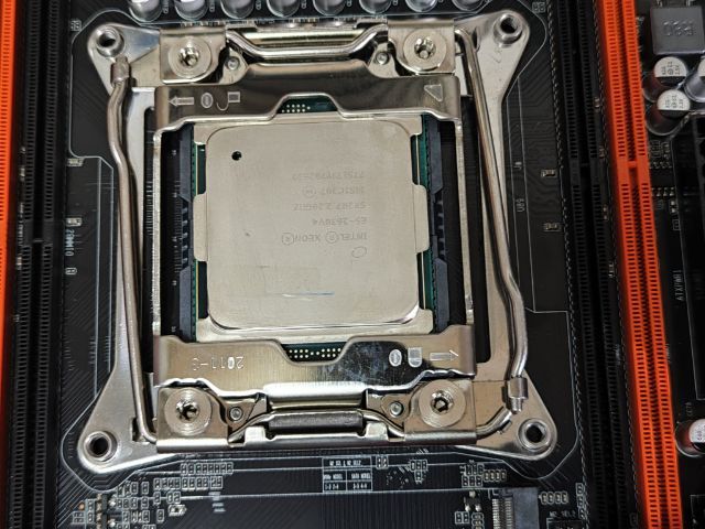 ชุด 2011 x99 ddr4 xeon E5-2630 V4 10 คอร์ 20 เทรด รูปที่ 2