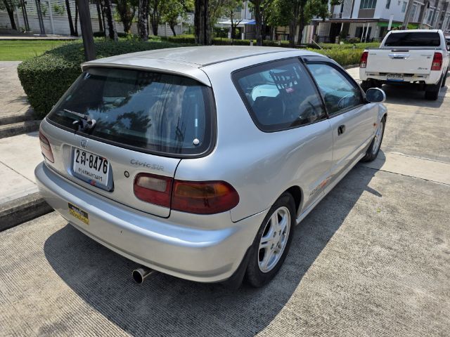 รถ Honda Civic 1.5 EX สี บรอนซ์เงิน