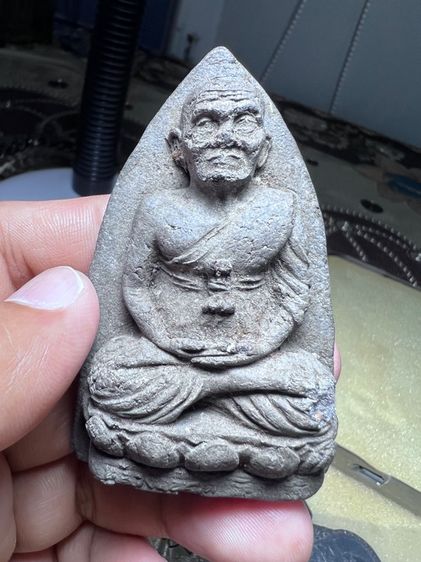 หลวงปู่ทวดเนื้อผงใบราณอาจารย์นองวัดทรายขาว