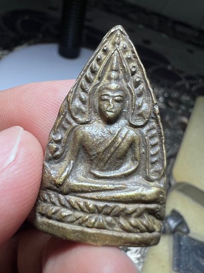 เหรียญหล่อพระพุทธชินราชวัดงิ้วลาย ปี2493