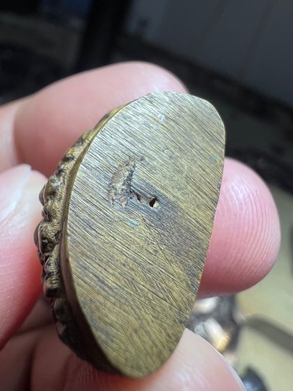 พระหล่อเก่าไม่ทราบที่ รูปที่ 5