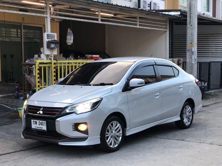 รถ Mitsubishi Attrage 1.2 GLS Limited สี ขาว