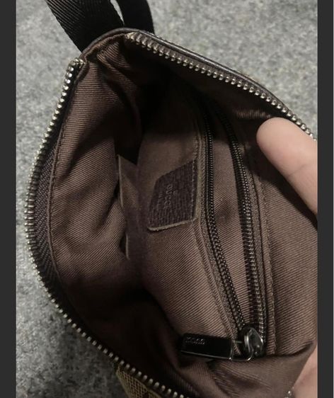 กระเป๋าสะพายข้างลายสีน้ำตาล รูปที่ 7