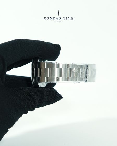 New Rolex Oyster Perpetual 134300 Green Dial Oyster Steel 2026 41mm. Fullset  รูปที่ 12