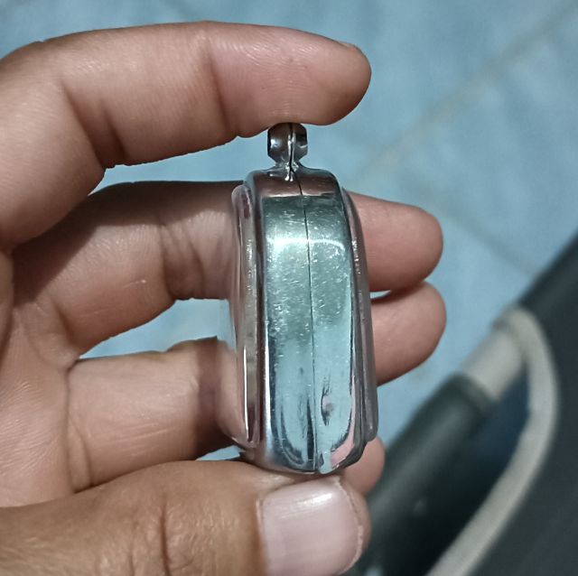 พระปิดตาพร้อมกรอบ 1 องค์ รูปที่ 3