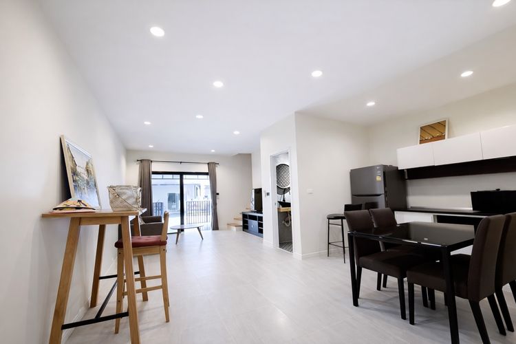 มีบางส่วน ห้เช่า ทาวน์โฮม 3 ชั้น Villette City Pattanakarn 38 รูปที่ 3