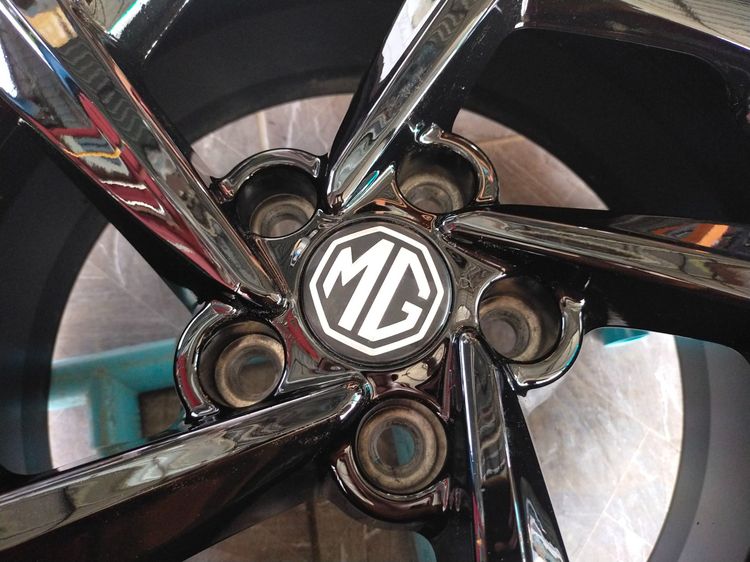 แม็กmg ขอบ17 กว้าง7 et43 สีอบpowder coat ไร้รอยไม่คดไม่ดุ้งไม่แตก  ใส่ mg 4 mg5 mg ep mg zs EV   อื่นๆ 5 รู 112 รูปที่ 5