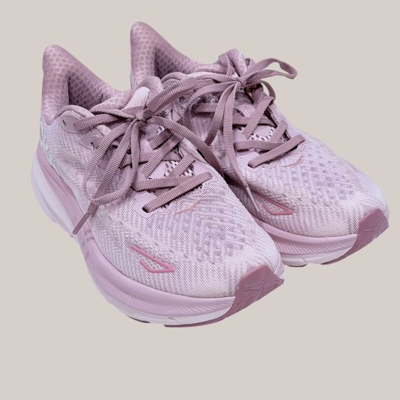 รองเท้า Hoka