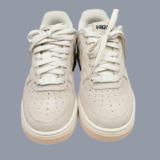 รองเท้า Nike