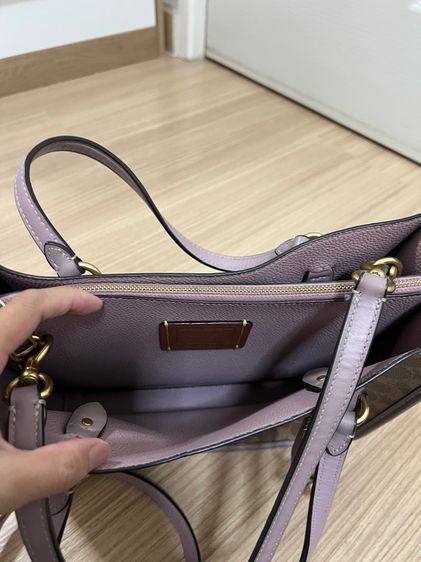 กระเป๋า Coach สะพาย รูปที่ 8
