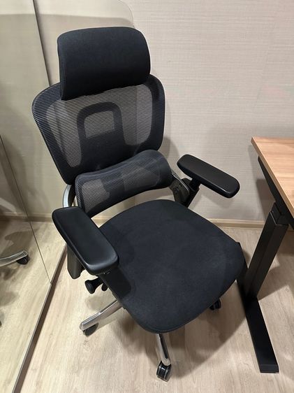 ดำ เก้าอี้สำนักงาน เก้าอี้ทำงาน Ergotrend รุ่น Spacio