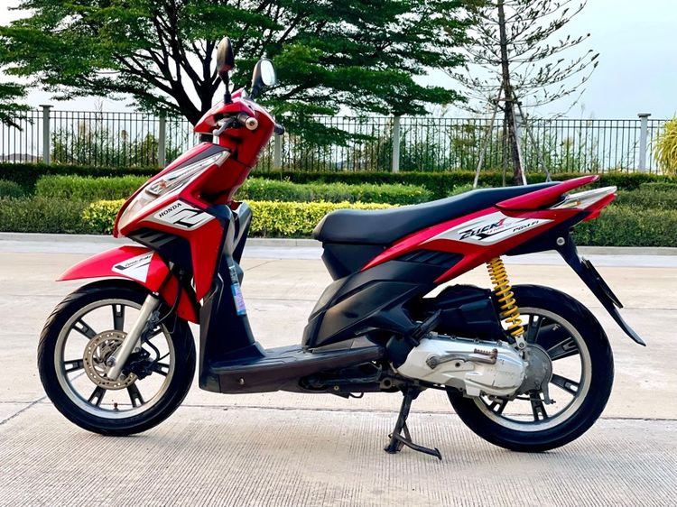 ขาย Honda Click 110i ปี2008 สตาร์ทมือ รถซื้อตั้งแต่มือ1 ชื่อให้เล่มคนเดียว รถที่บ้านใช้เองครับคุณป้าขับไปซื้อของที่ตลาดเช้า-เย็นเองครับ รูปที่ 2