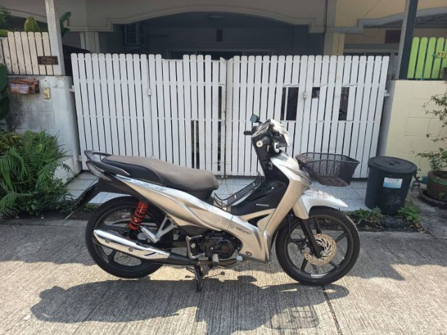 Honda wave 110i  สภาพดีพร้อมใช้งาน รูปที่ 3