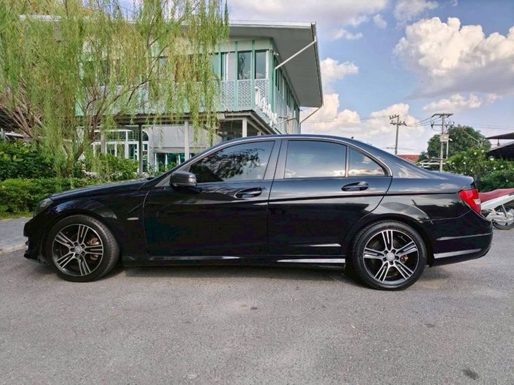 Mercedes-Benz C-Class 2013 C200 Sedan เบนซิน ไม่ติดแก๊ส เกียร์อัตโนมัติ ดำ รูปที่ 4