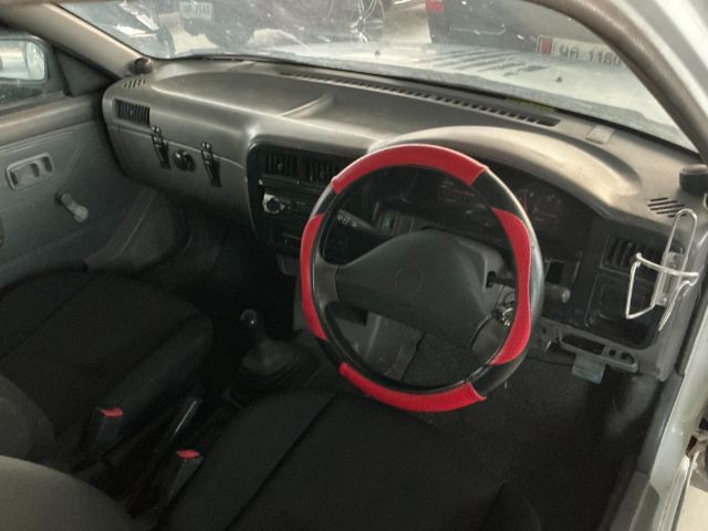 Nissan NV 1999 1.6 SLX Pickup เบนซิน เกียร์ธรรมดา ขาว รูปที่ 2