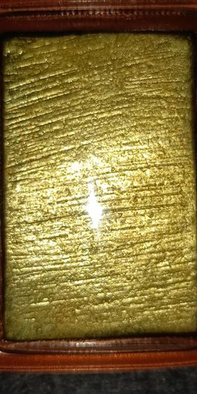 พระสมเด็จวัดระฆัง เนื้อ ท.เก่าสวยมากพร้อมเลี้ยมกันน้ำอย่างดี รูปที่ 3