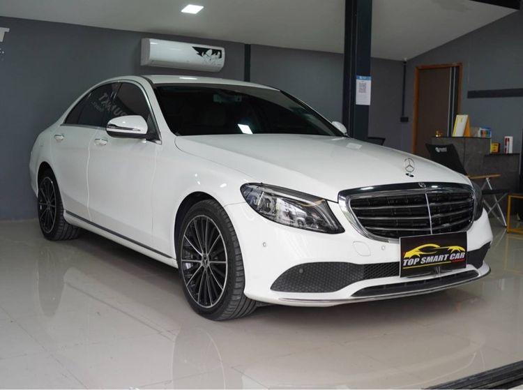 รถ Mercedes-Benz C-Class C220 สี ขาว