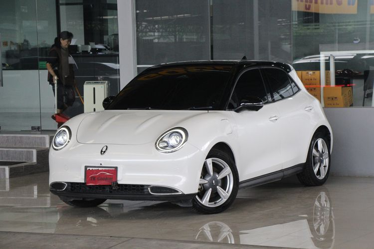 รถ GWM ORA Good Cat 400KM PRO สี ขาว