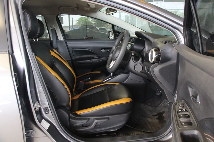 Nissan Almera 2020 1.0 V Sedan เบนซิน ไม่ติดแก๊ส เกียร์อัตโนมัติ เทา รูปที่ 3