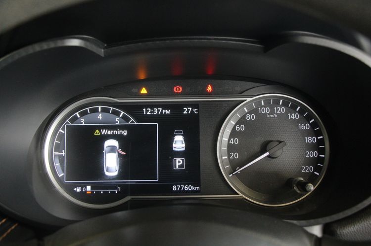 Nissan Almera 2020 1.0 V Sedan เบนซิน ไม่ติดแก๊ส เกียร์อัตโนมัติ เทา รูปที่ 4