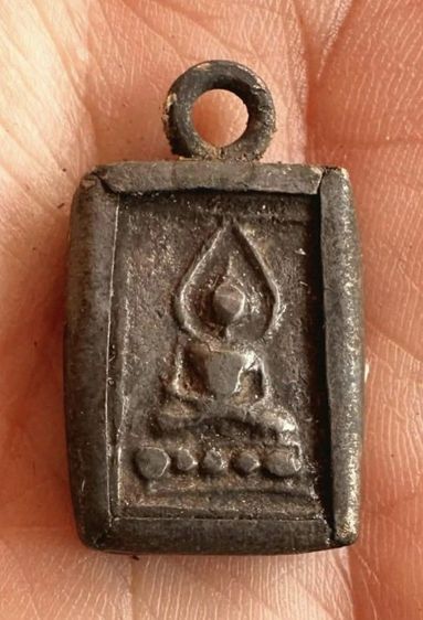 หลวงปู่ศุขวัดปากคลองมะขามเฒ่าพิมพ์บัว 5 เม็ด 