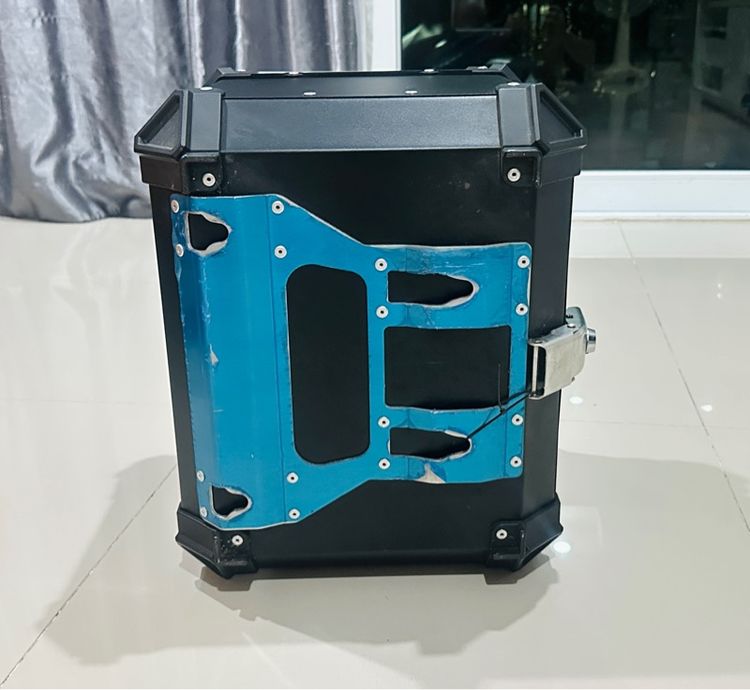 กล่องท้ายมอเตอร์ไซค์ สภาพตามรูป รูปที่ 7