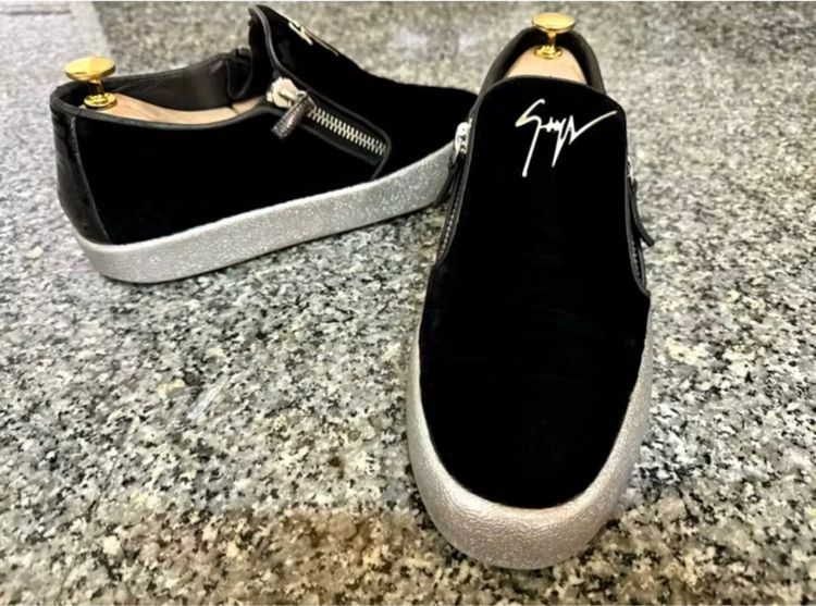 Giuseppe Zanotti Black Velvet Eve Slip On Black Sliver เบอร์41