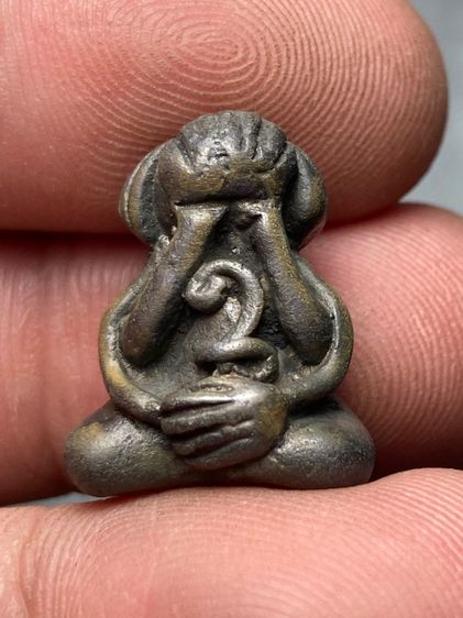 พระปิดตาเนื้อสัมฤทธิ์