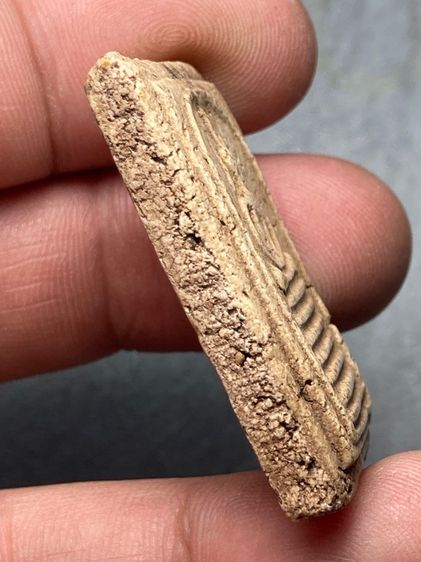 พระสมเด็จเนื้อเก่า รูปที่ 4