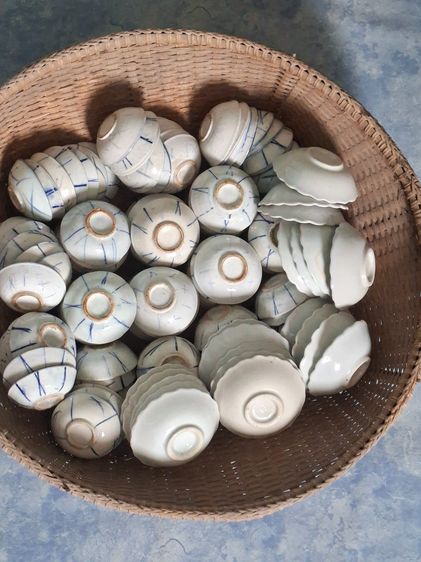 ถ้วยตะไลเก่า 50+ปี งานเขียนมือลายคราม รูปที่ 5