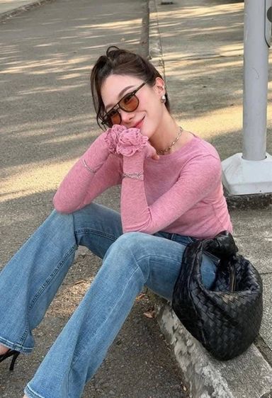 เสื้อแขนยาวสีชมพุ