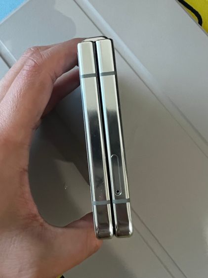 Z Flip 5  รูปที่ 3