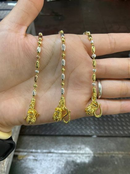 อื่นๆ สร้อยข้อมือ