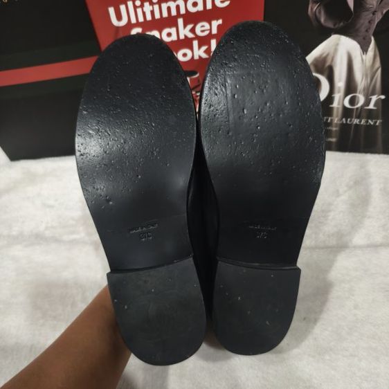 รองเท้า ชาเนล งานมือสองงานตู้ญี่ปุ่น 
 รูปที่ 4